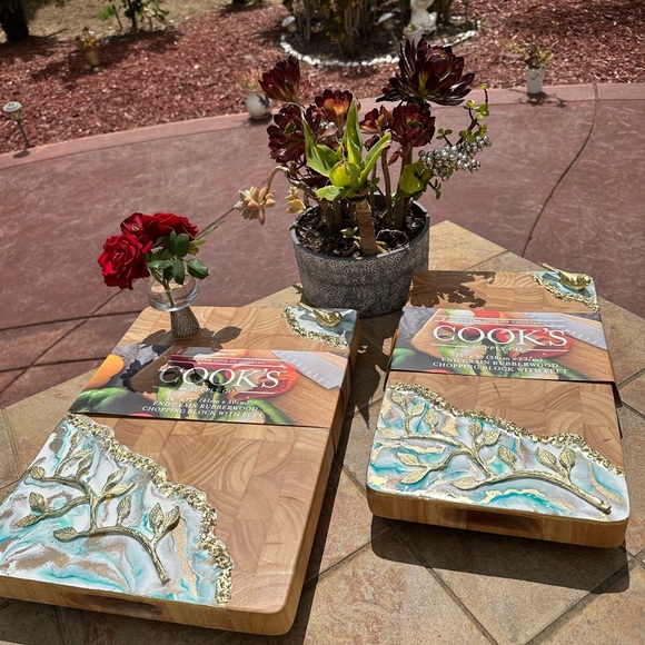 Resin Cheese Board / Charcuterie Board .  Only large available. - Picture 6 of 11